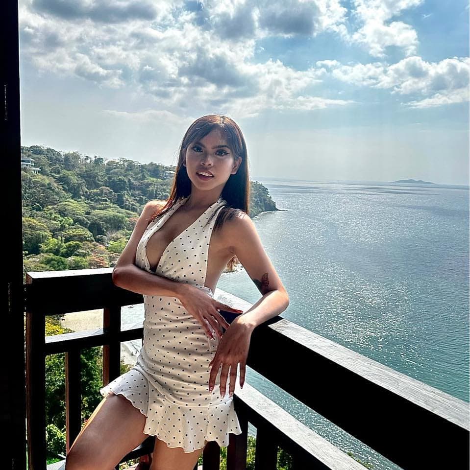 Elisa escort in Manila