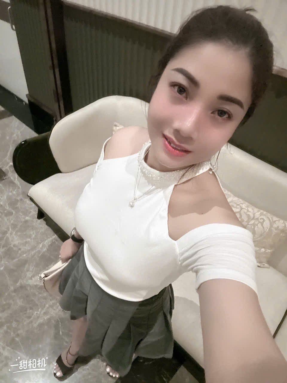 Lucky Girl escort in Hanoi