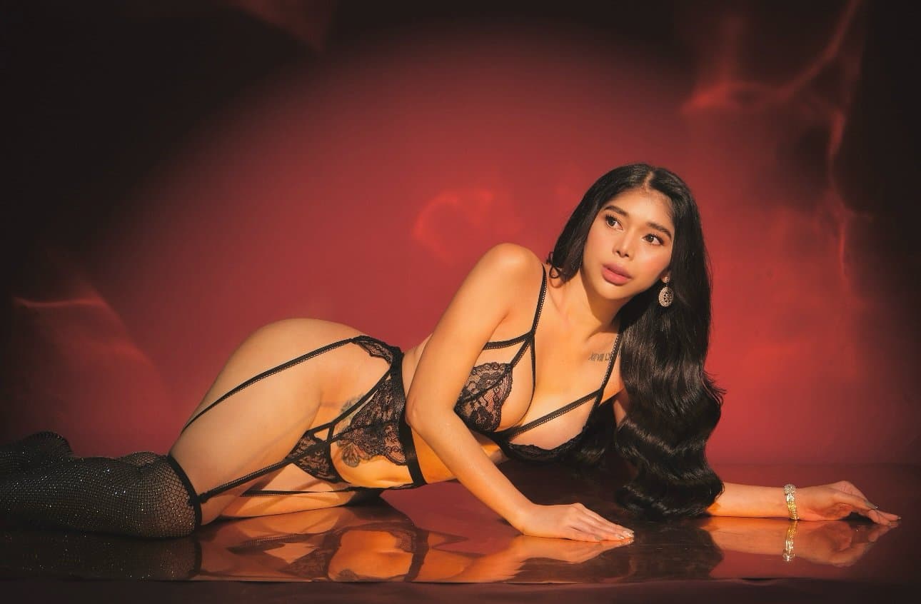 Your baby girl Chloé 🇦🇺🇻🇳 escort in Hong Kong