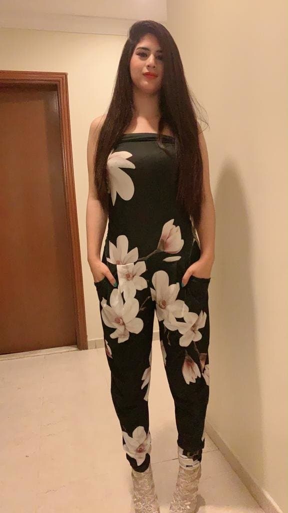 Sweet Riya Sharma escort in Dubai