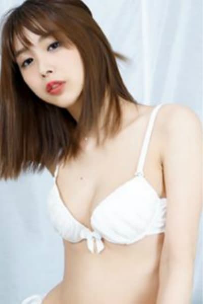 Monica escort in Kuantan