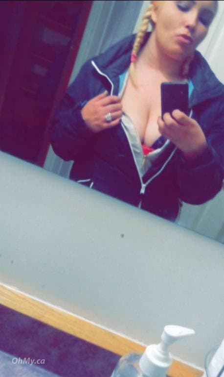 Tiana escort in Vancouver