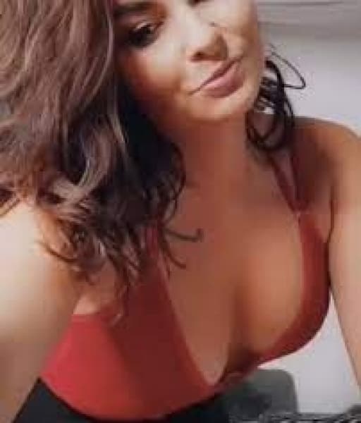 lena bollz escort in Lyon