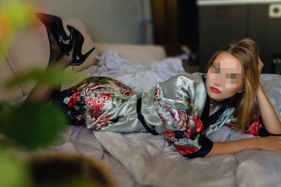 Hattie escort in Bucharest