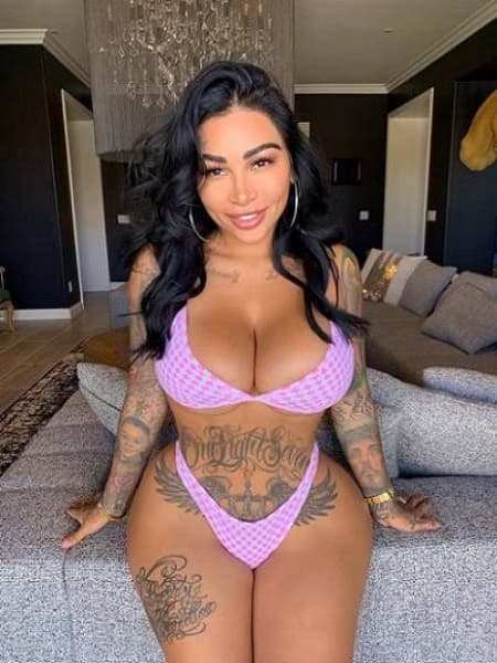 Kimberly escort in Cairo