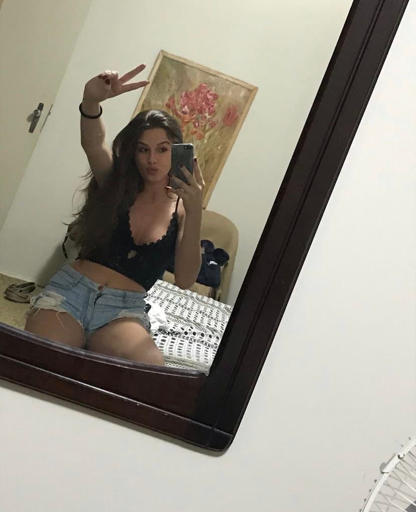 Odette escort in Dhaka