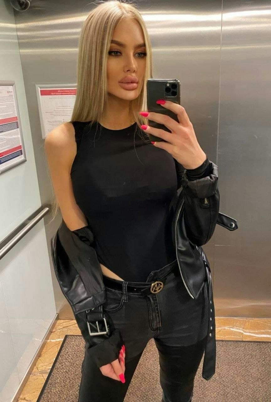 Russian girl in Dubai escort in Dubai
