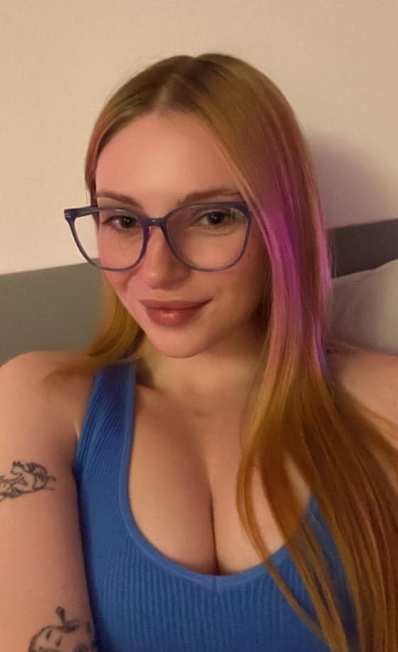 Roseel escort in Leeds