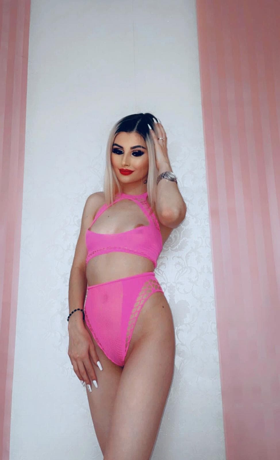 Iulia escort in Munich