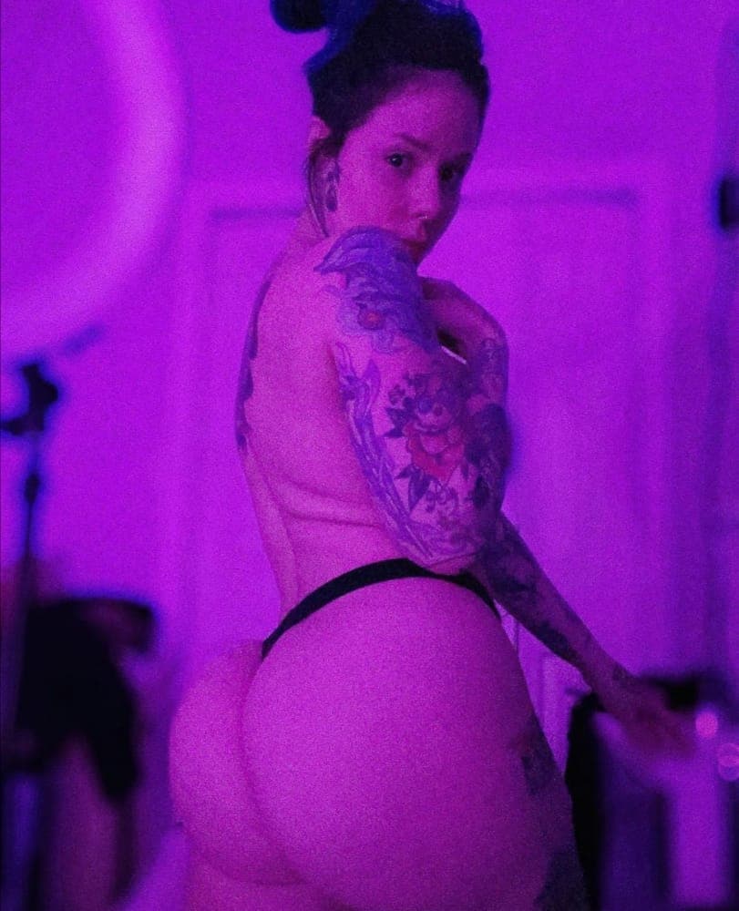 Linza62 escort in Ottawa