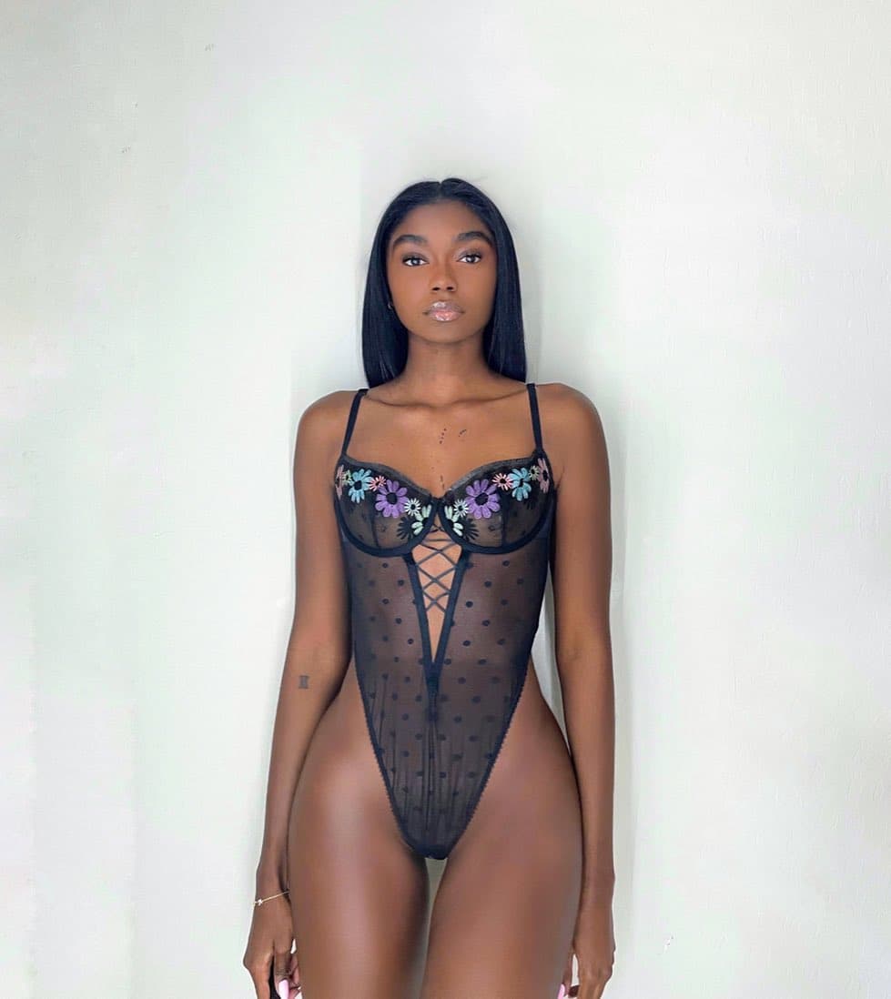 Ella escort in Dubai