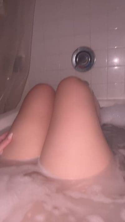 Bérathe escort in Paris
