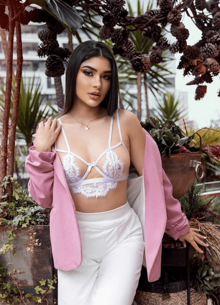 Carla escort in Utrecht