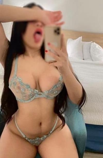 yulissa perez escort in Chicago