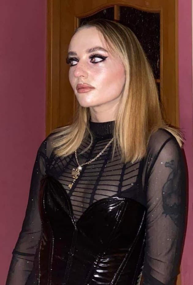 alicia escort in Catania