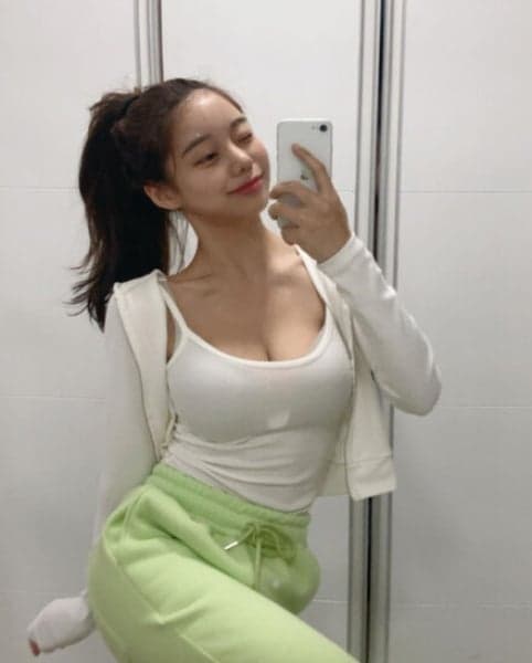Sunny escort in Kuala Lumpur
