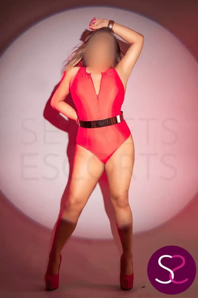 Tori escort in Manchester