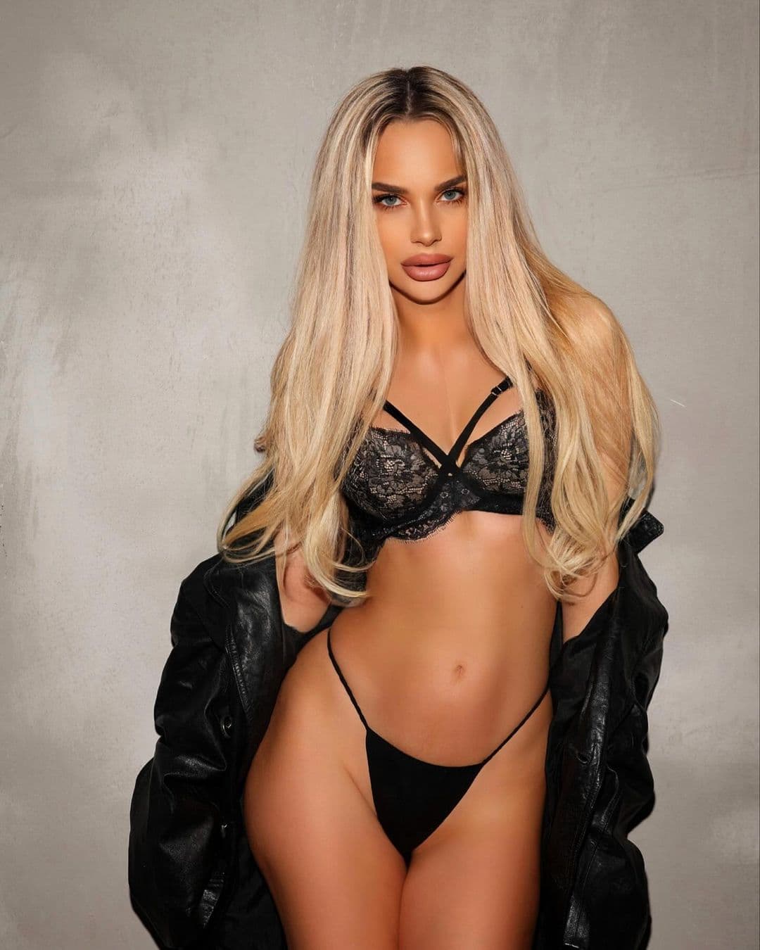 Milana escort in Miami