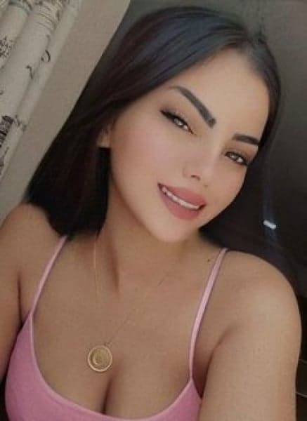 Alyssa escort in Durres