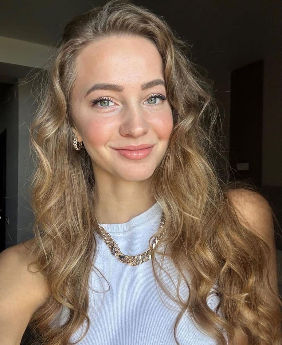 KAUSAR escort in Paris