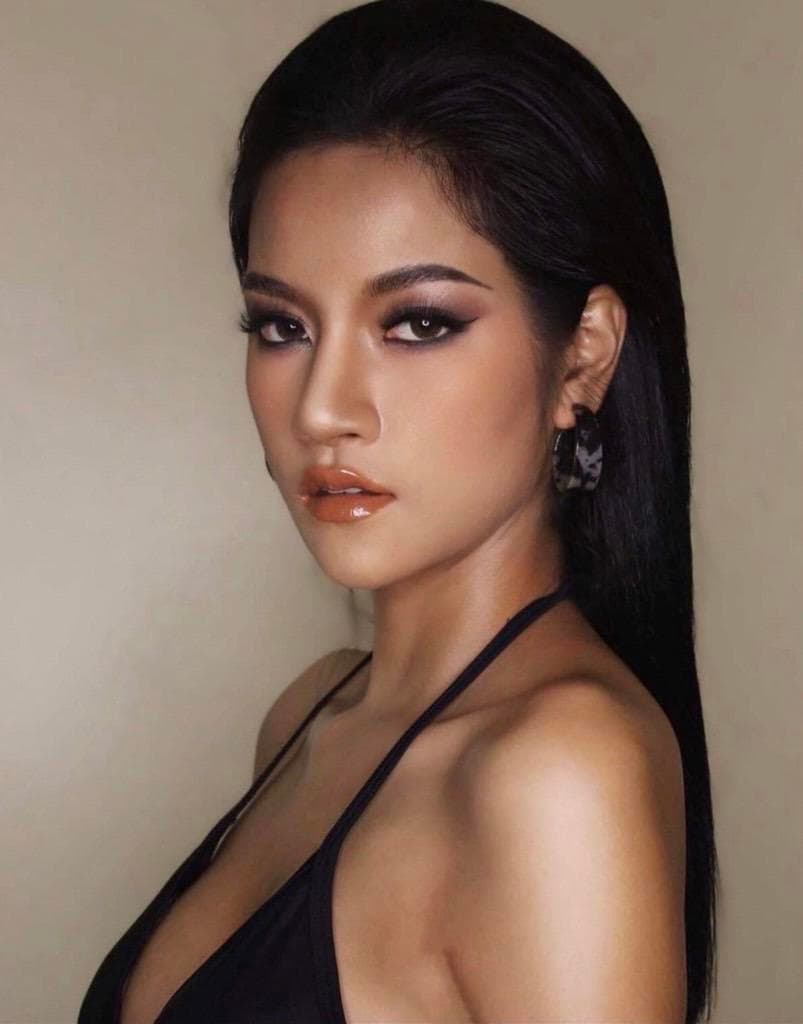 Phuket escort - Yarin escort in Phuket