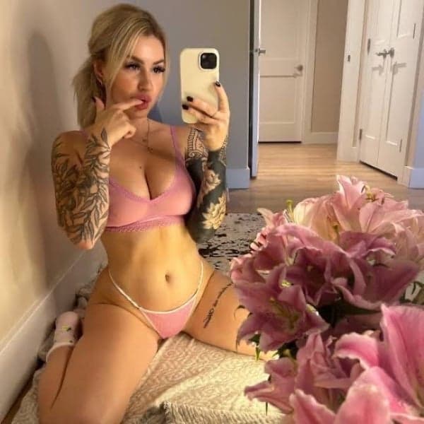 Leena rosr escort in Malmö