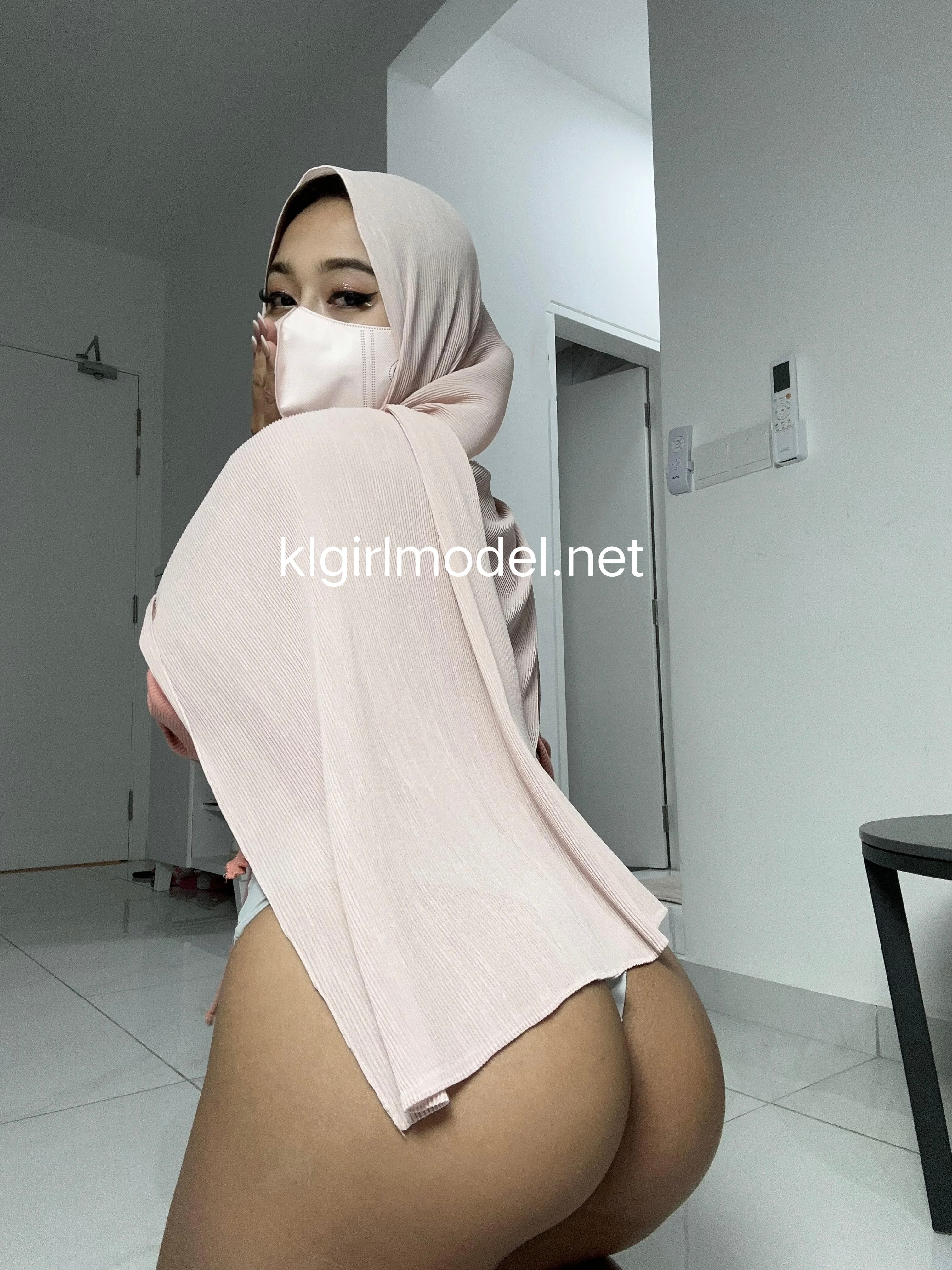 Auni escort in Shah Alam