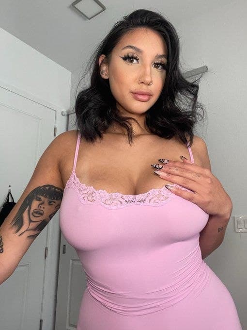 Penielle escort in Bern