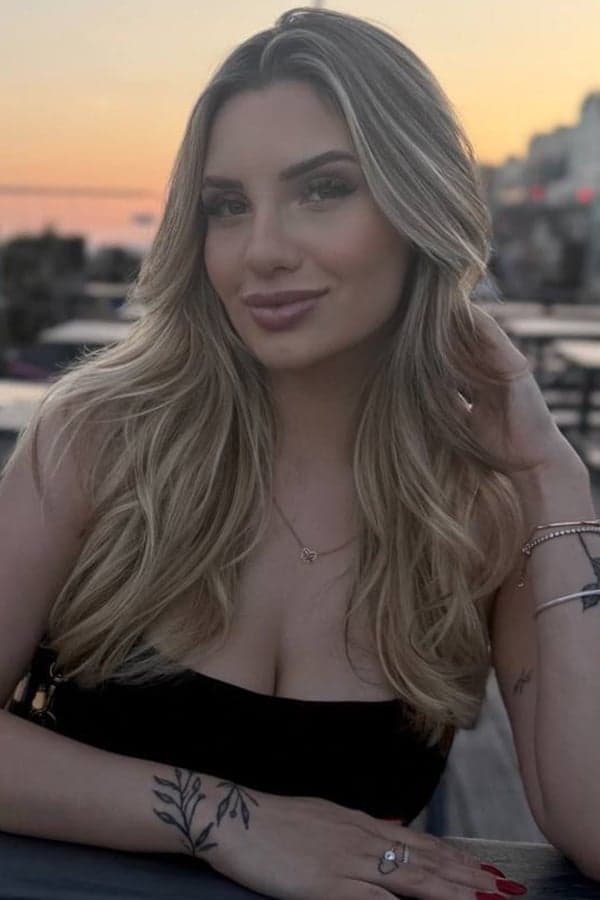 Lucretia escort in London