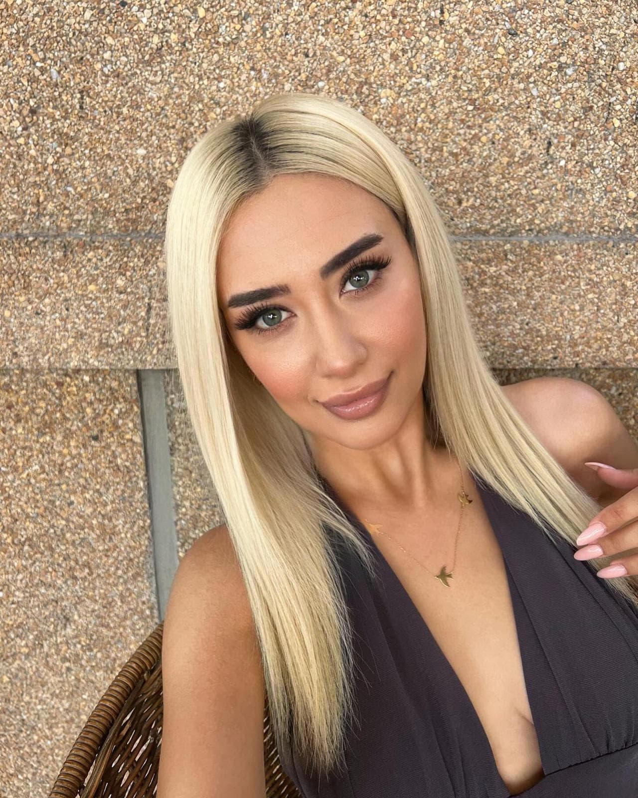 Tuğçe escort in Izmir