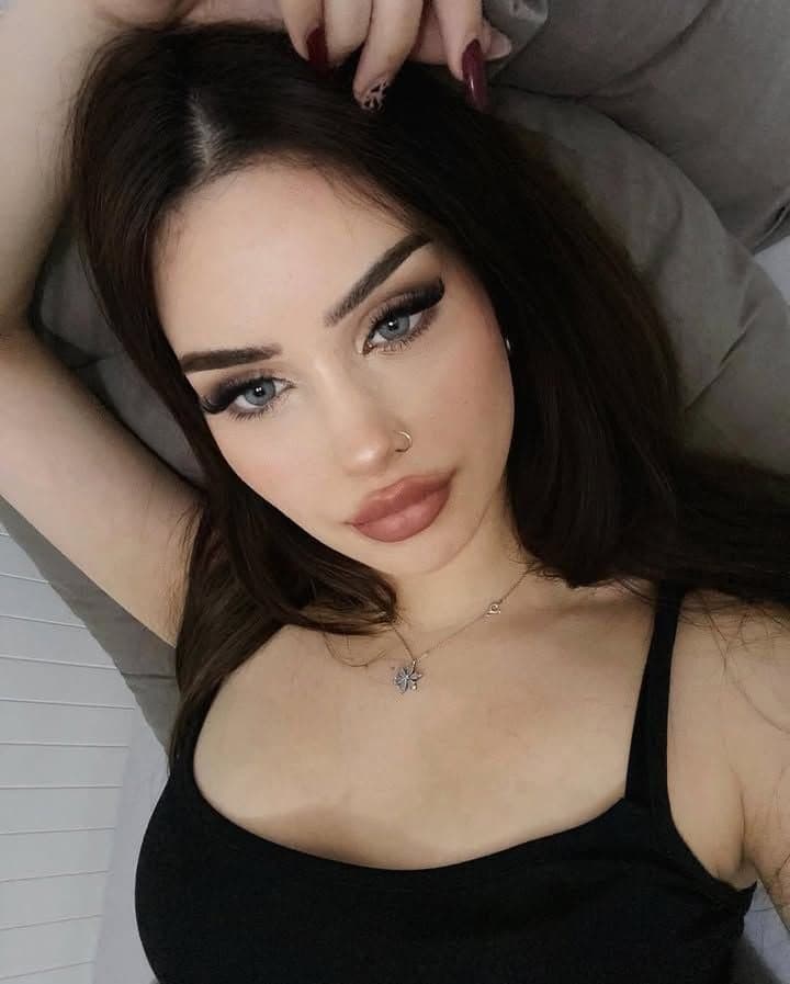 lavinya escort in Izmir