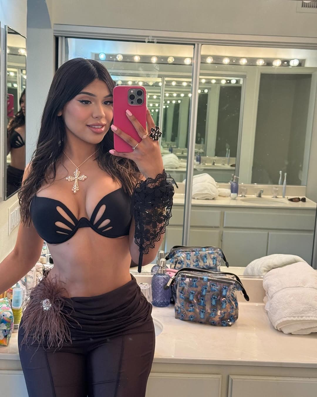 Claudia escort in Wrocław