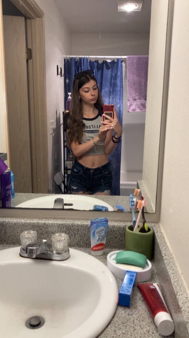 Claire 1