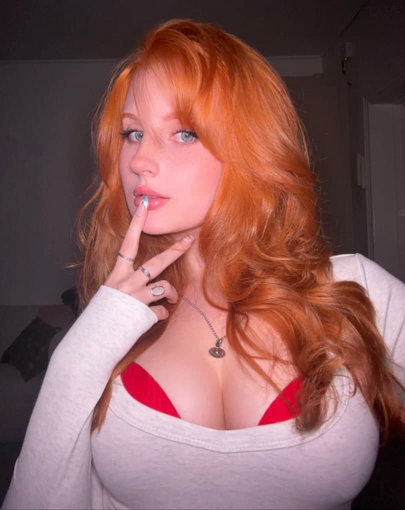 NYDIA escort in Paris