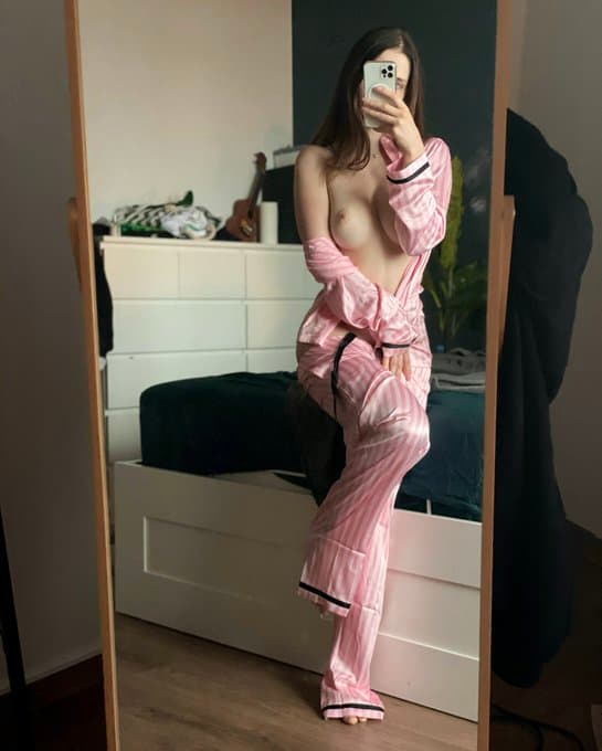 Emily escort in Toronto