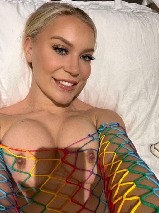 Malony escort in Santiago