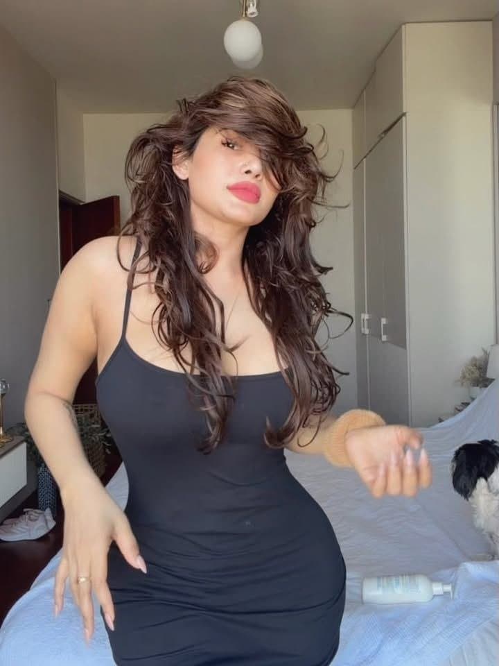 Aksha Doorstep Incall 1