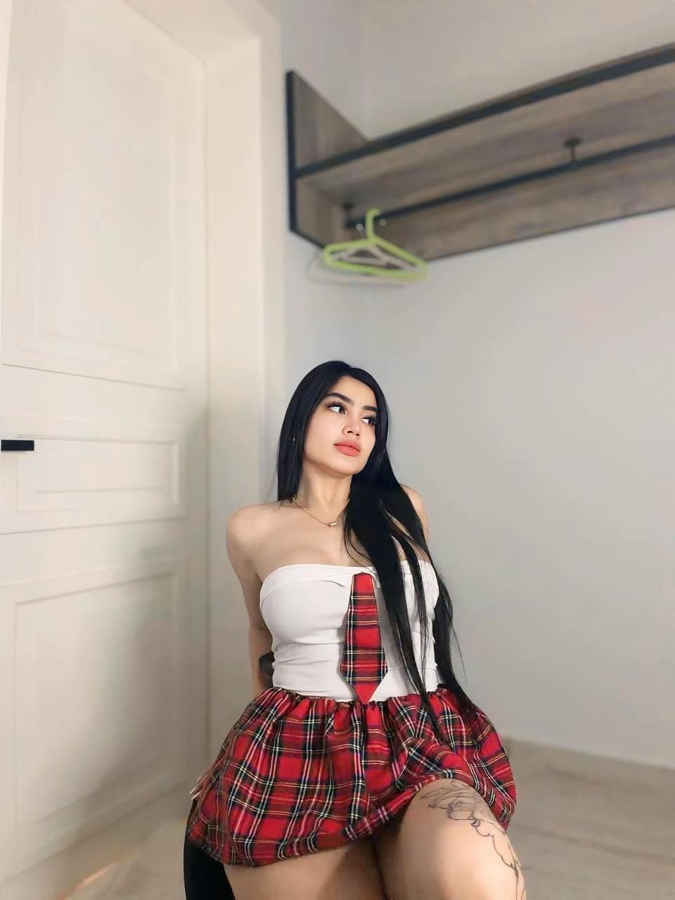 Bombshell Maryam from Morocco 1