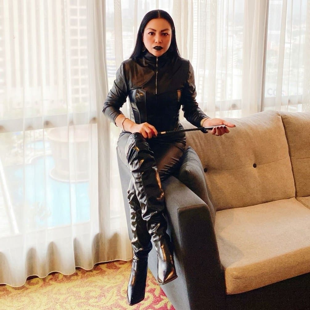 Domina Cleo,The Real ProDomme Dominatrix