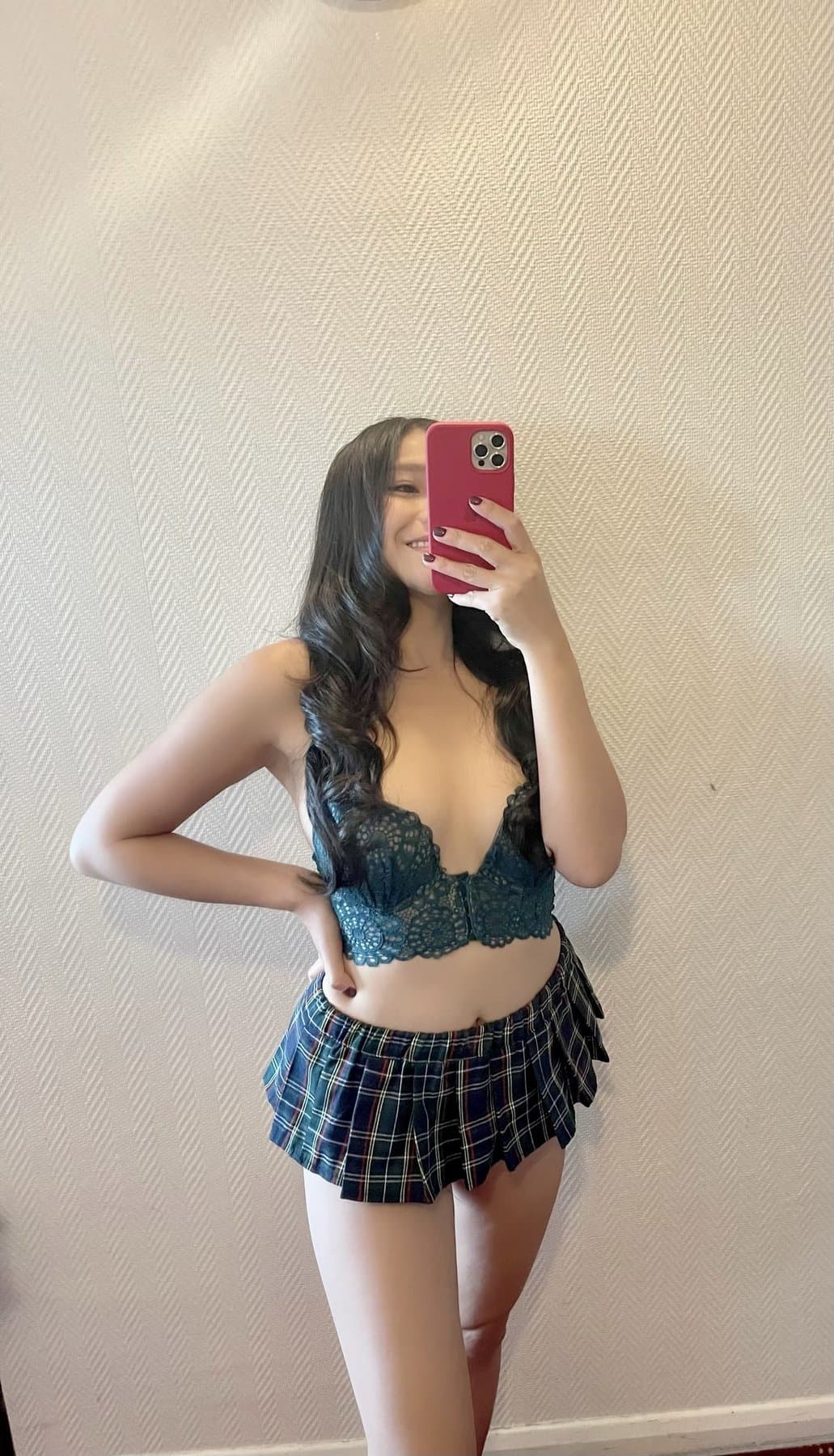 Hachi8 Sweet Thai girl 1