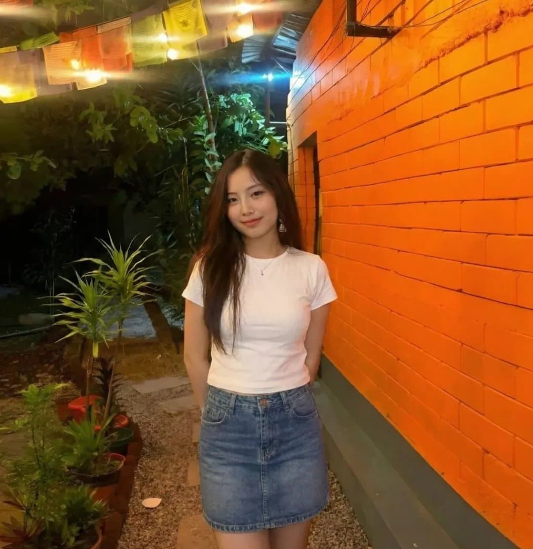 (Snehi Poy) Deep Throat Bj Without Cond escort in Bandung