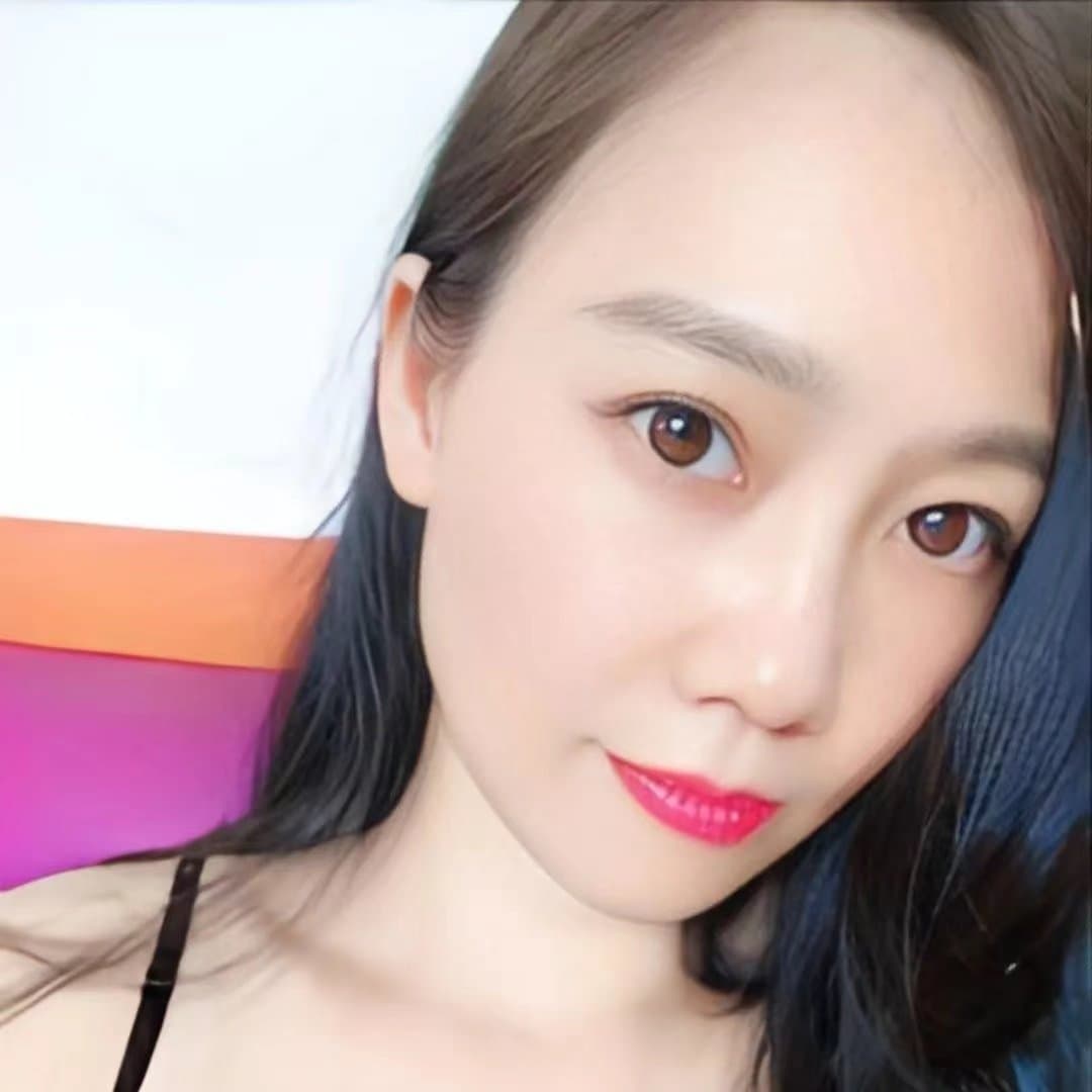 Kelly Asian Hotties Call Girl Escort