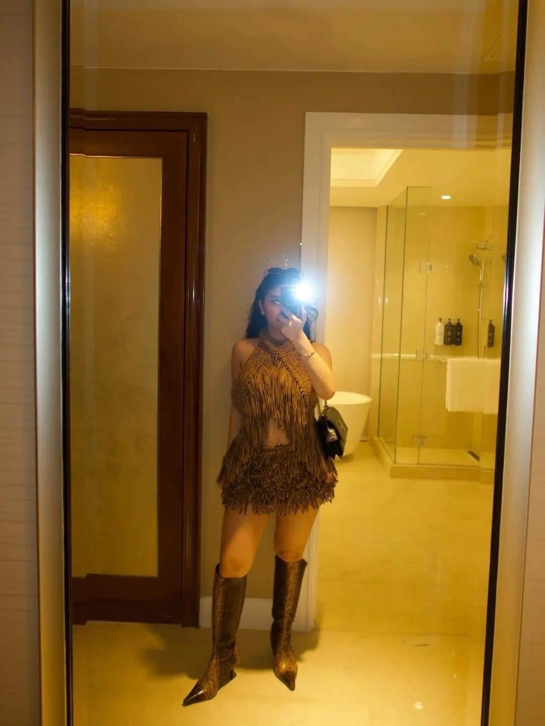 Liana Rose escort in Manila