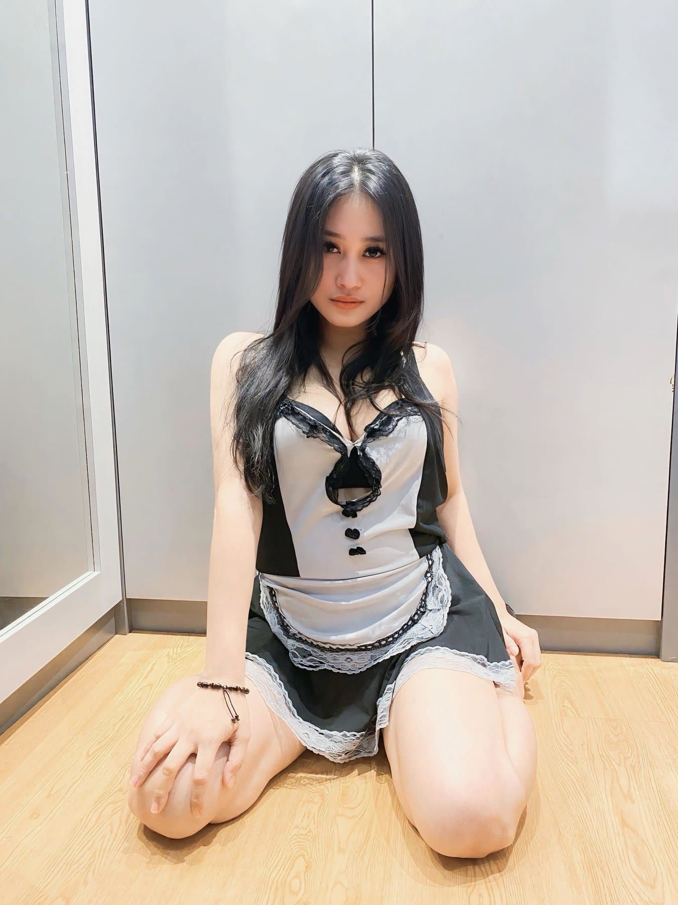 Noya Cecilia indonesia hot girl escort in Singapore