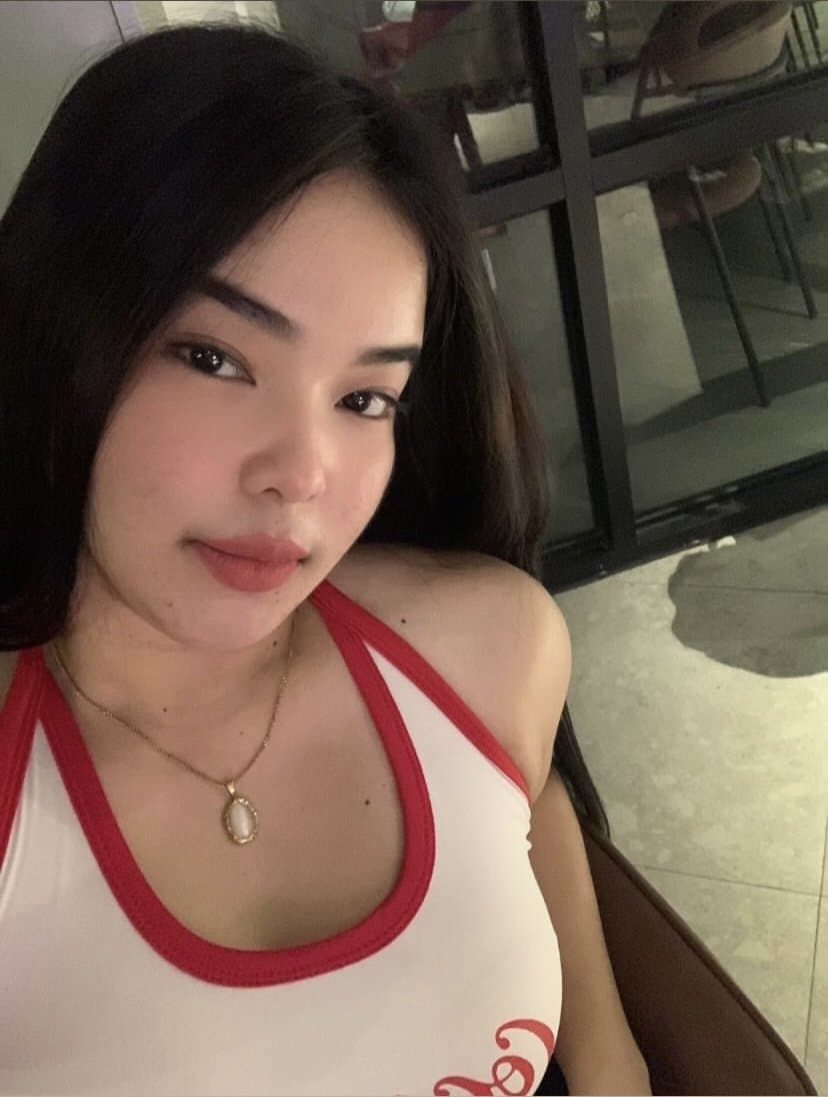 Urgirl Jeneza
