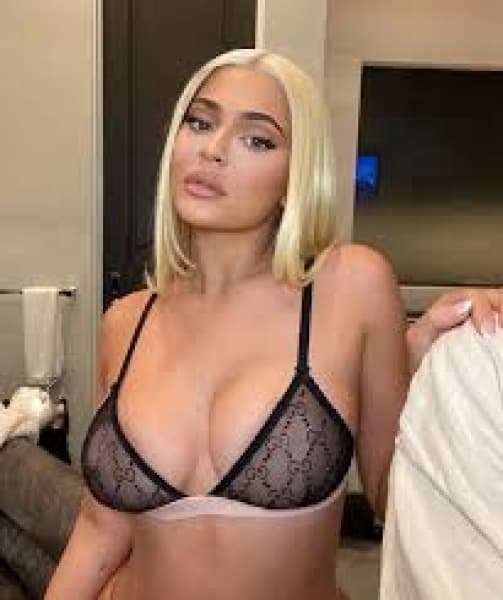 Rihann escort in Jacksonville
