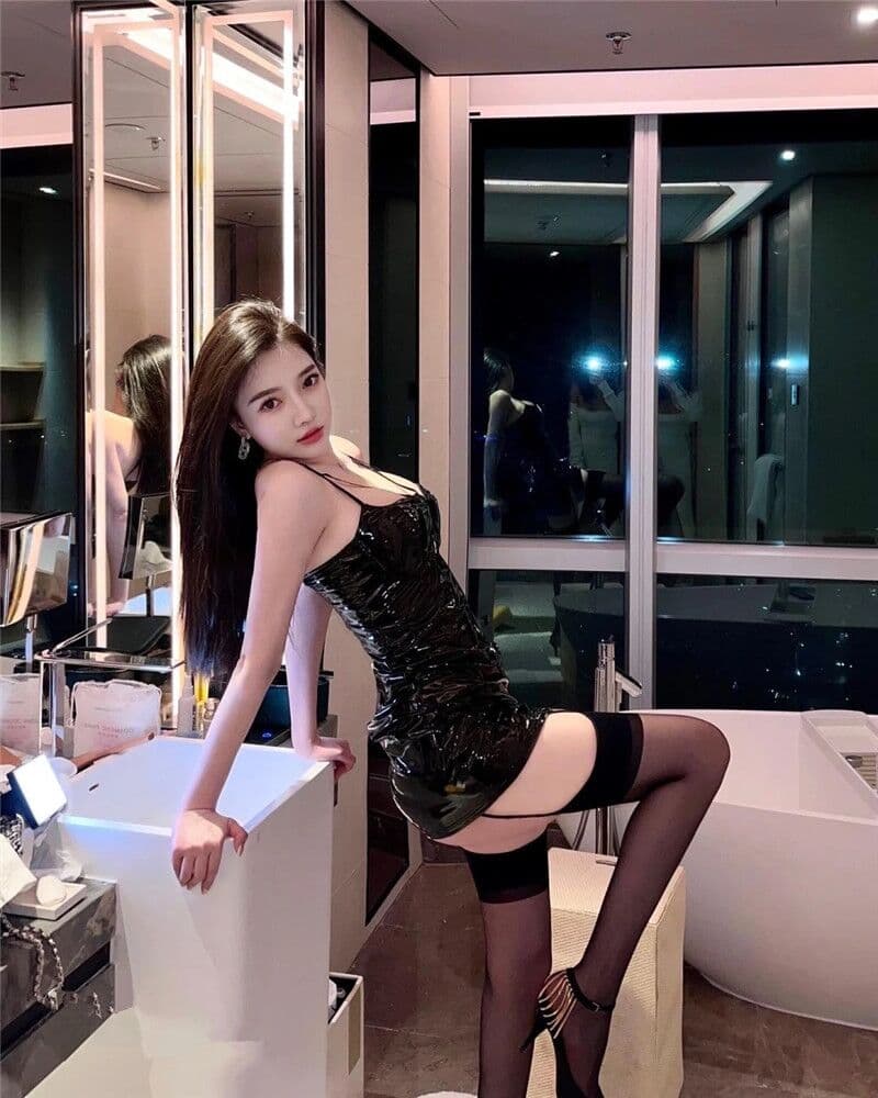 emma escort in Shanghai