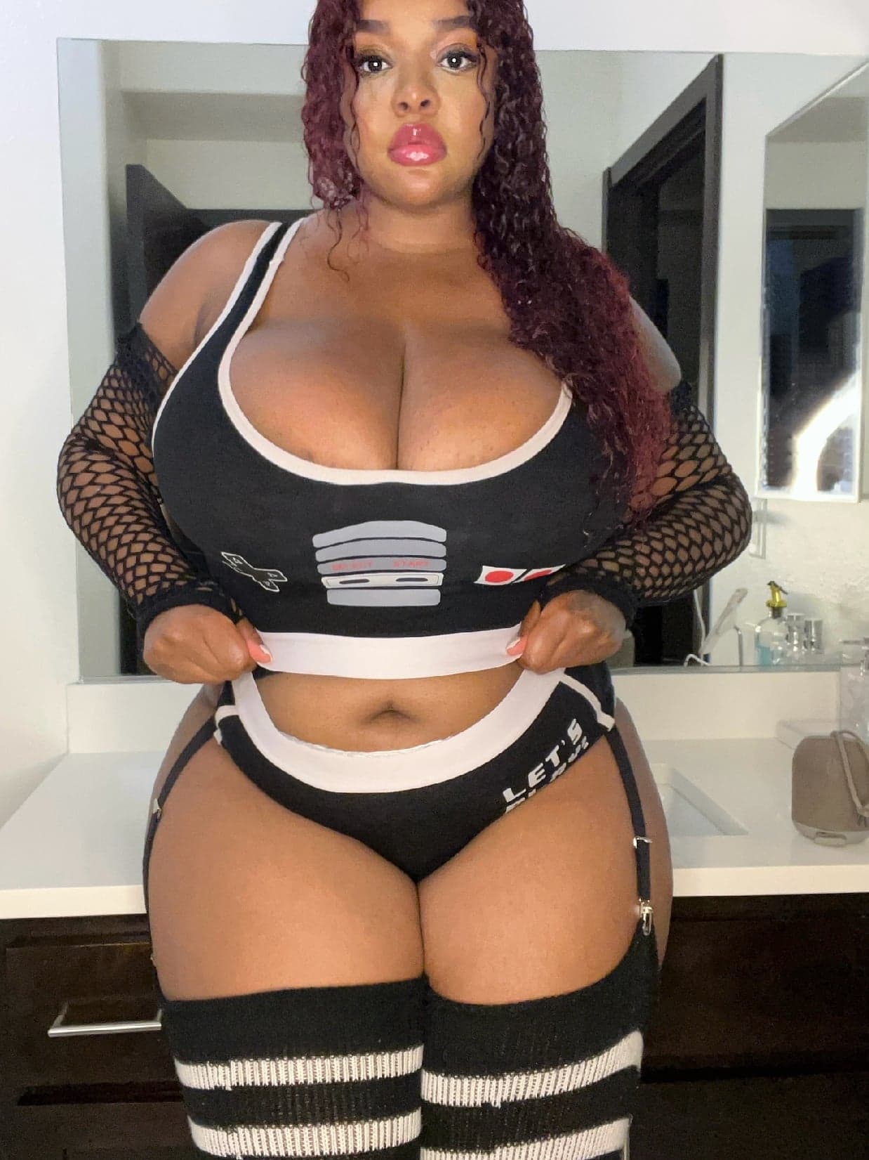 NIKITAXX EBONY escort in Dubai