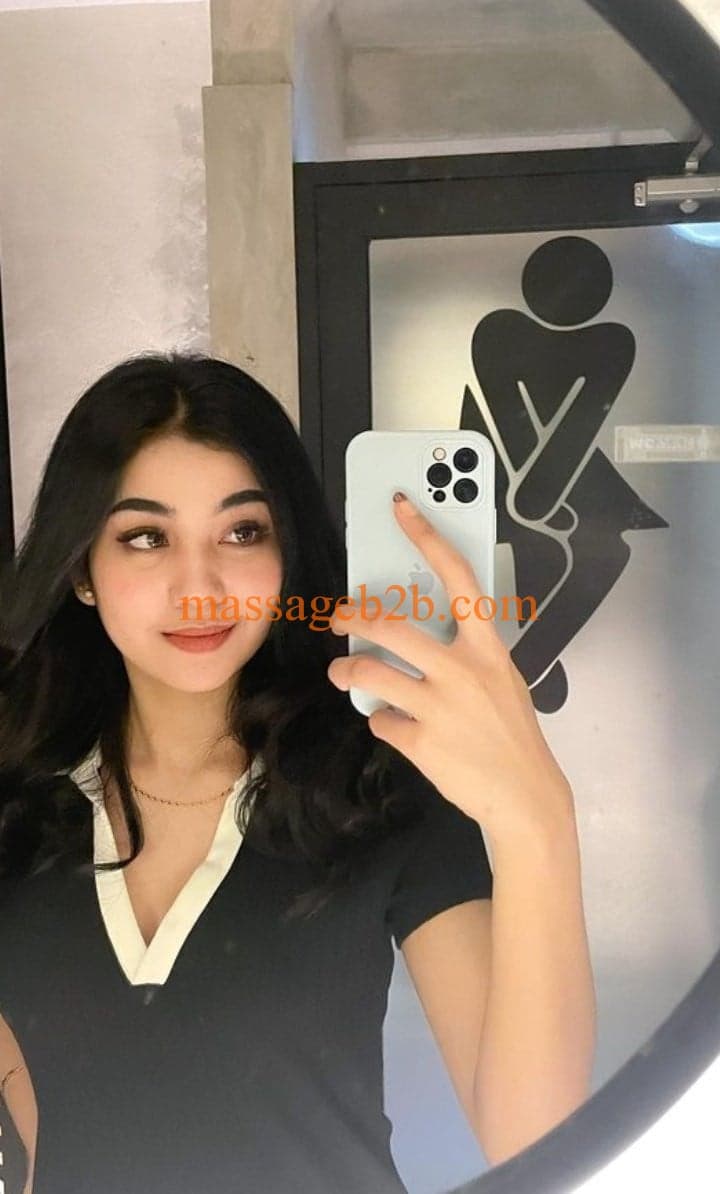 Nuri escort in Kepong