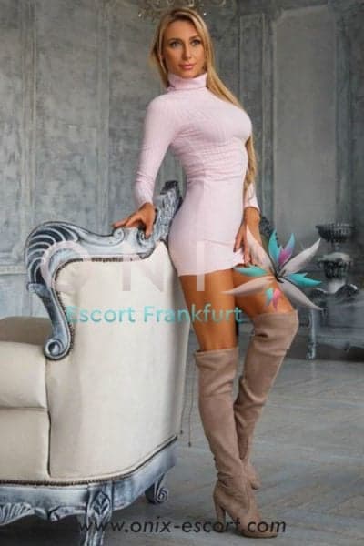 Patrizia escort in Frankfurt